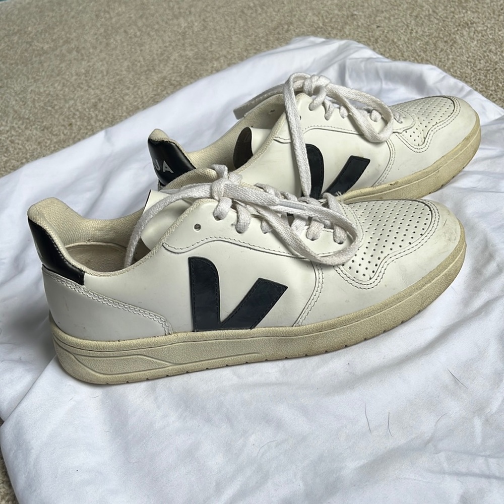 Veja sneakers